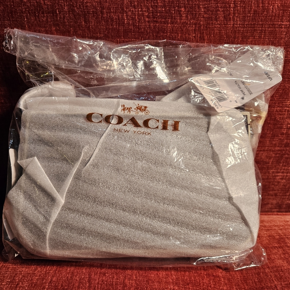 Coach Perforated Nolita 19 Wristlet Navy Blue Chalk Trim Gold Tone Hardware NWT - Picture 2 of 13